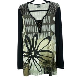 Simply Art Dolcezza Black Green Daisy Criss Cross Art Long Sleeve Large Tunic.